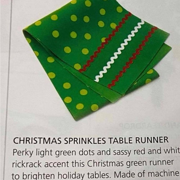 Celebrating Home Christmas Sprinkles Table mat and 4 setting placemats - Picture 2 of 4